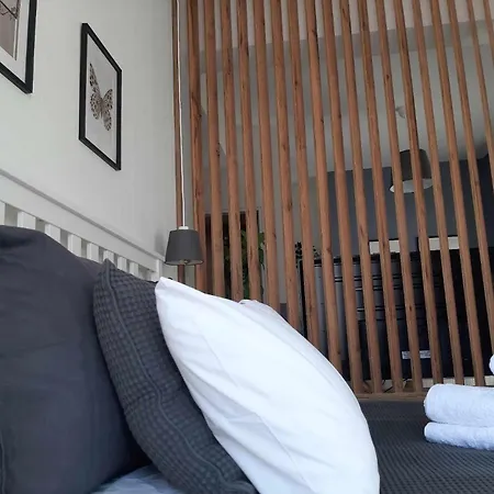 Appartement Modern-bright-netflix-wifi-ac